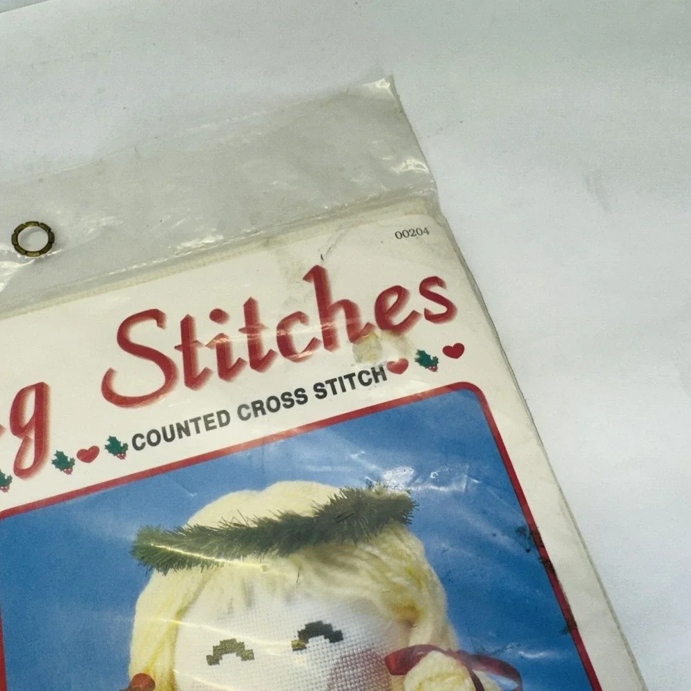 Loving‎ Stitches Cross Stitch Kit MARY CHRISTMAS 2-sided Figure 1990 Kit 10